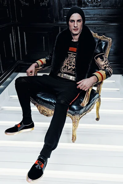 Look 13